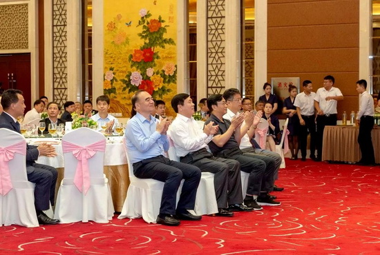 1662904421612080691.jpg 5_调整大小.jpg